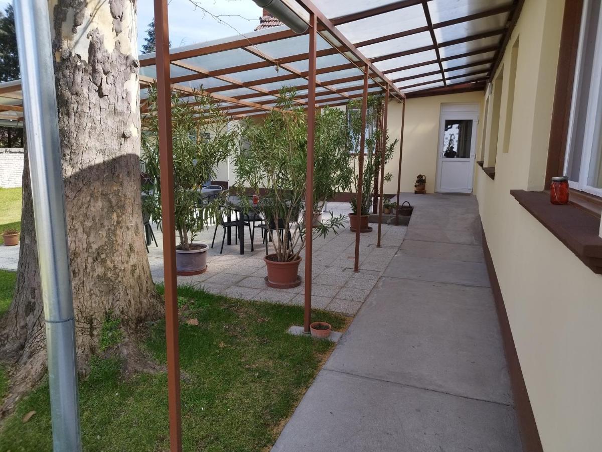Tartós Szegfű Vendégház, Magánszállás Tazlar Exterior foto